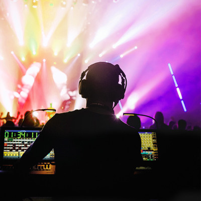 700_Themen__0012_Liveton